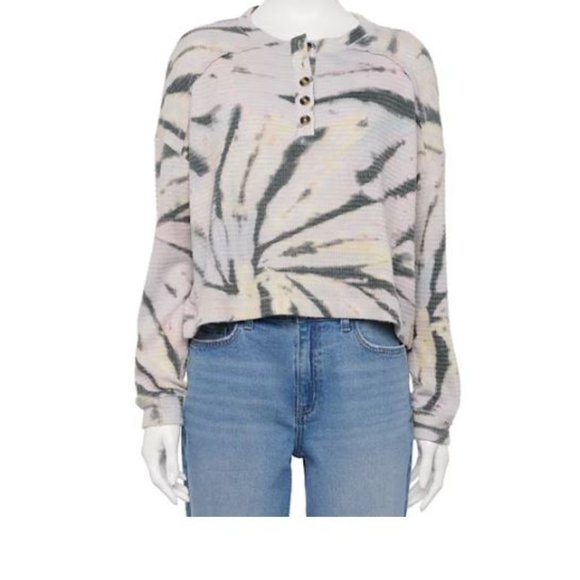 NEW Juniors' SO® Cozy Henley Top, MULTI SPIRAL TIE DYE - Picture 2 of 2